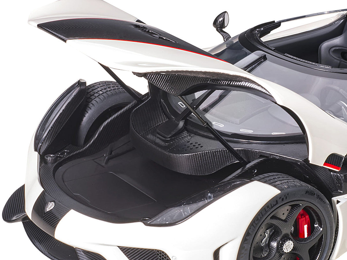 Koenigsegg Regera White with Black Carbon and Red Stripes 1/18  Model Car by Autoart-2