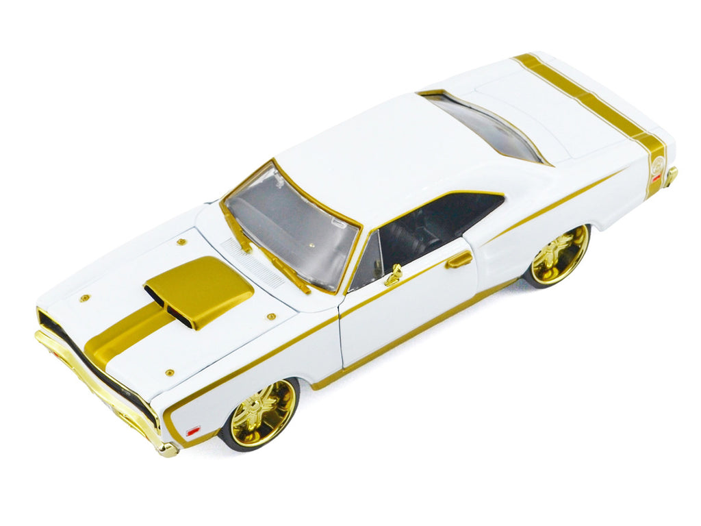 1969 Dodge Coronet Super Bee White Metallic with Gold Accents "Luxe Legends" Series 1/24 Diecast Model Car by Motormax-2