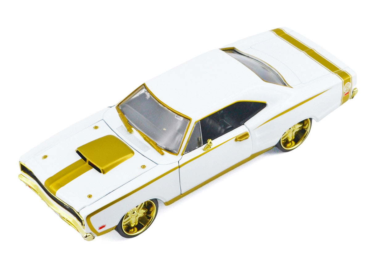 1969 Dodge Coronet Super Bee White Metallic with Gold Accents "Luxe Legends" Series 1/24 Diecast Model Car by Motormax-2