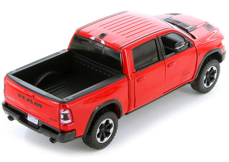 2019 RAM 1500 Rebel Crew Cab Pickup Truck Red 1/24 Diecast Model Car by Motormax-2