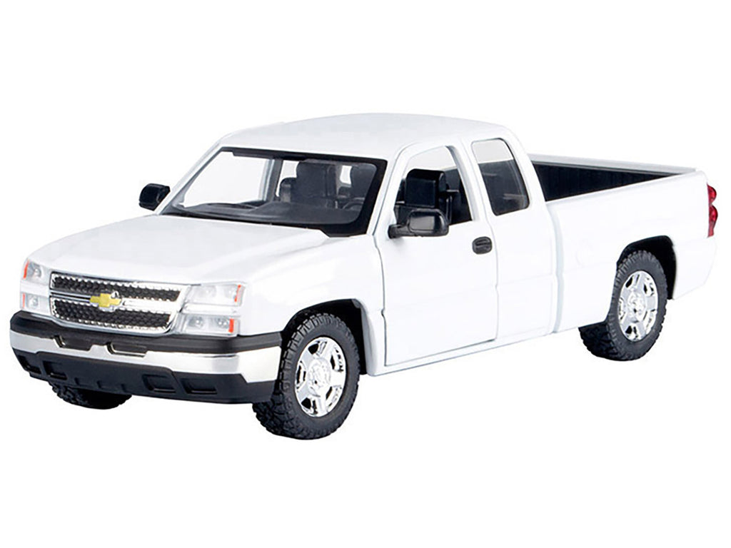 2006 Chevrolet Silverado 1500 Pickup Truck White "Timeless Legends" Series 1/25 Diecast Model Car by Motormax-1