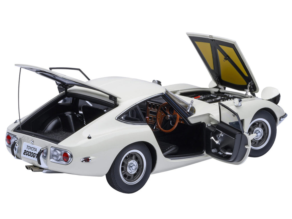 1967 Toyota 2000GT RHD (Right Hand Drive) White 1/18 Model Car by Autoart-1