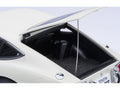 1967 Toyota 2000GT RHD (Right Hand Drive) White 1/18 Model Car by Autoart-0