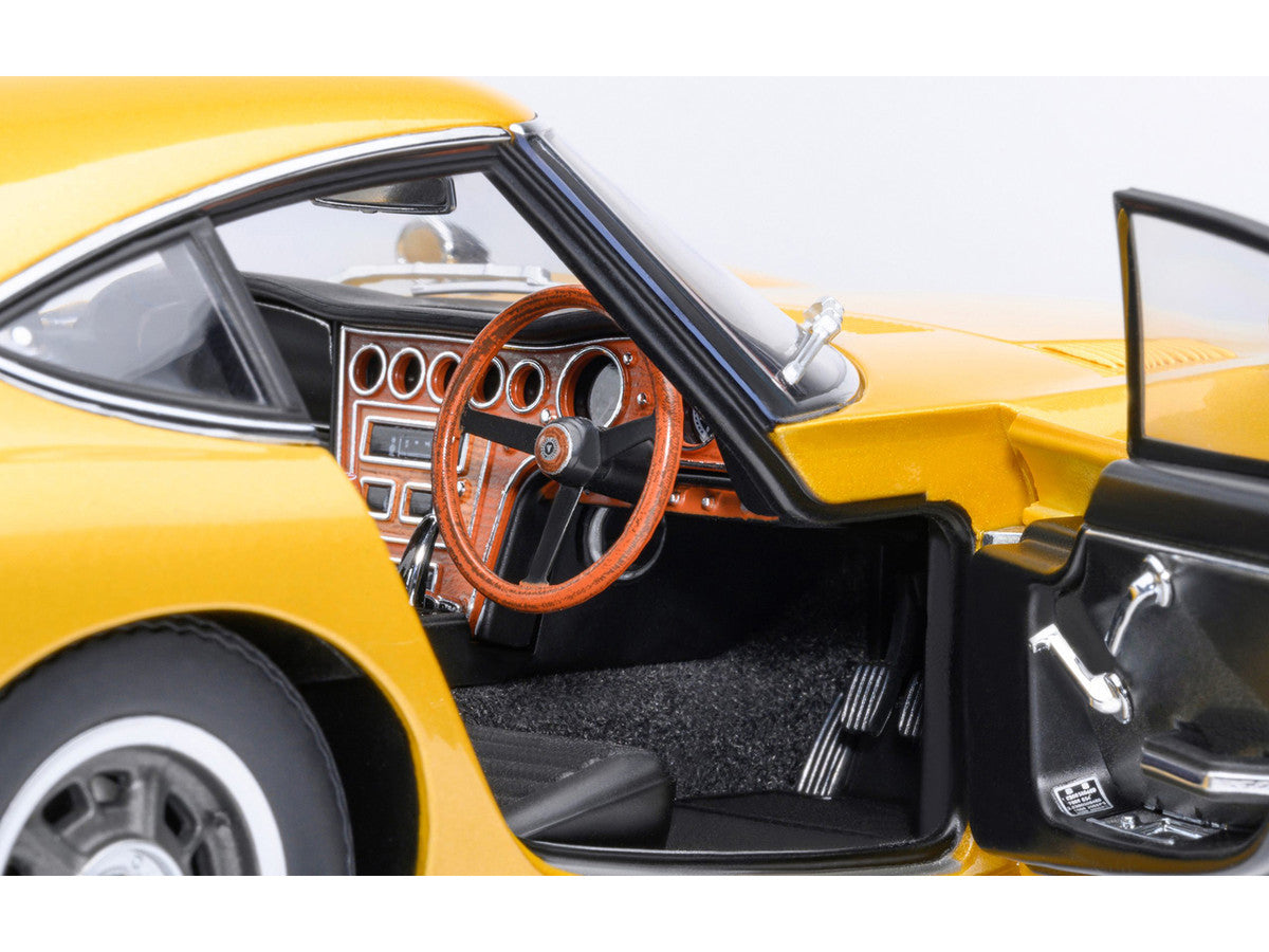 1967 Toyota 2000GT RHD (Right Hand Drive) Gold Metallic 1/18 Model Car by Autoart-1