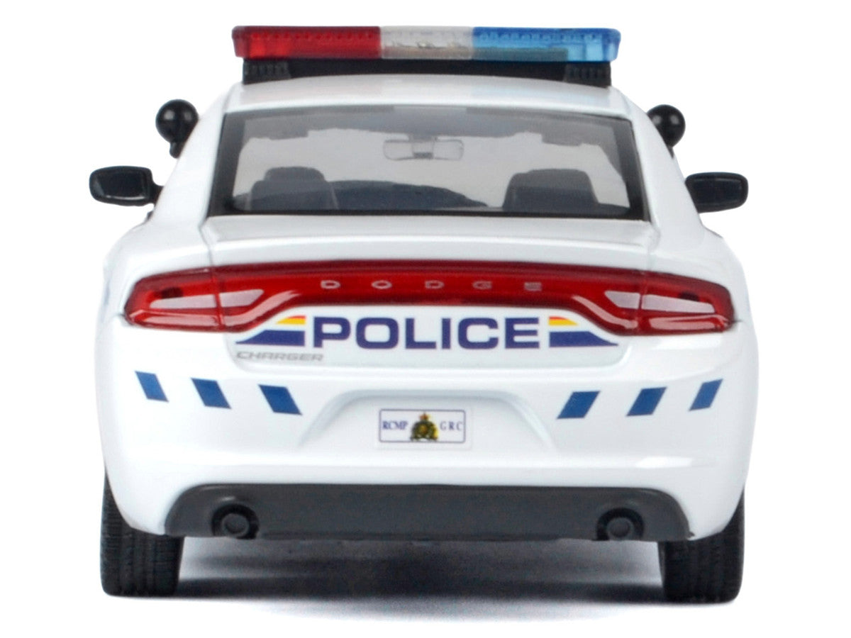 2023 Dodge Charger Pursuit Police Car "Royal Canadian Mounted Police (RCMP)" White with Flashing Light Bar and Front and Rear Lights and Sound 1/24 Diecast Model Car by Motormax-3