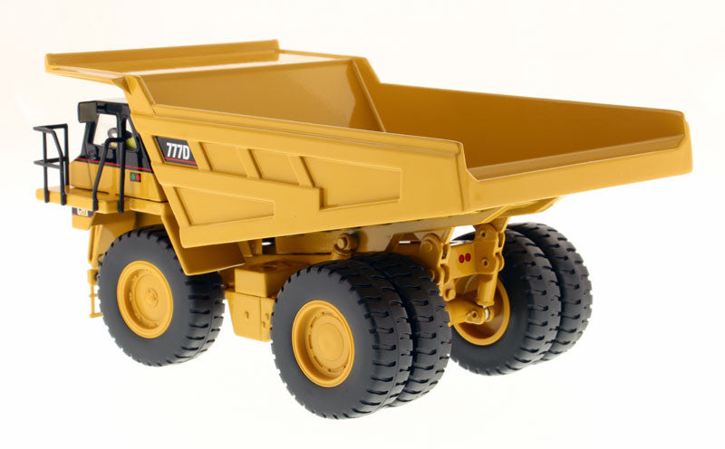 CAT Caterpillar 777D Off Highway Dump Truck with Operator "Core Classics Series" 1/50 Diecast Model by Diecast Masters-2