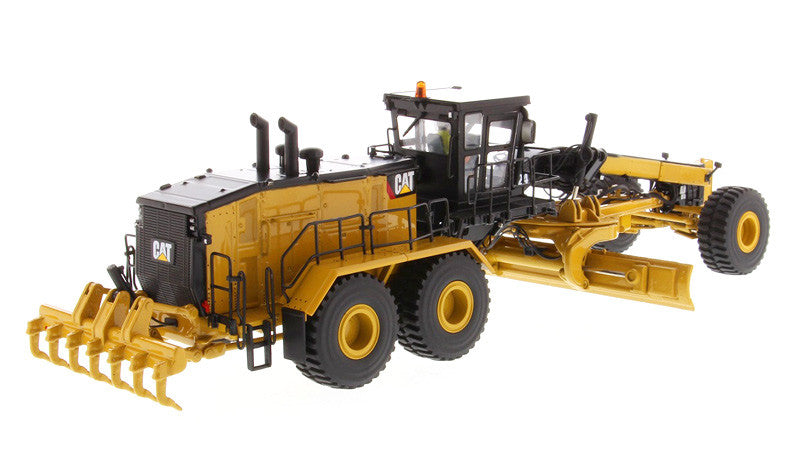 CAT Caterpillar 24 Motor Grader with Operator High Line Series 1/50 Diecast Model by Diecast Masters-2