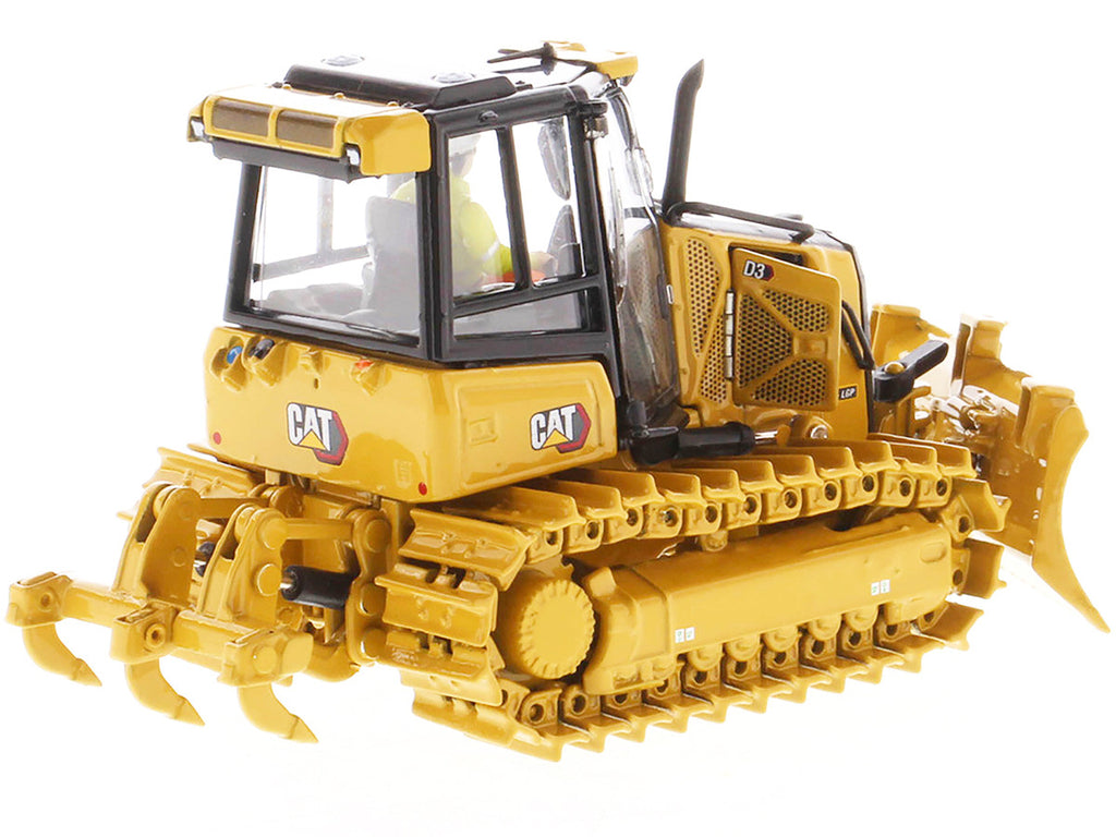 CAT Caterpillar D3 Track Type Dozer with Operator "High Line" Series 1/50 Diecast Model by Diecast Masters-2