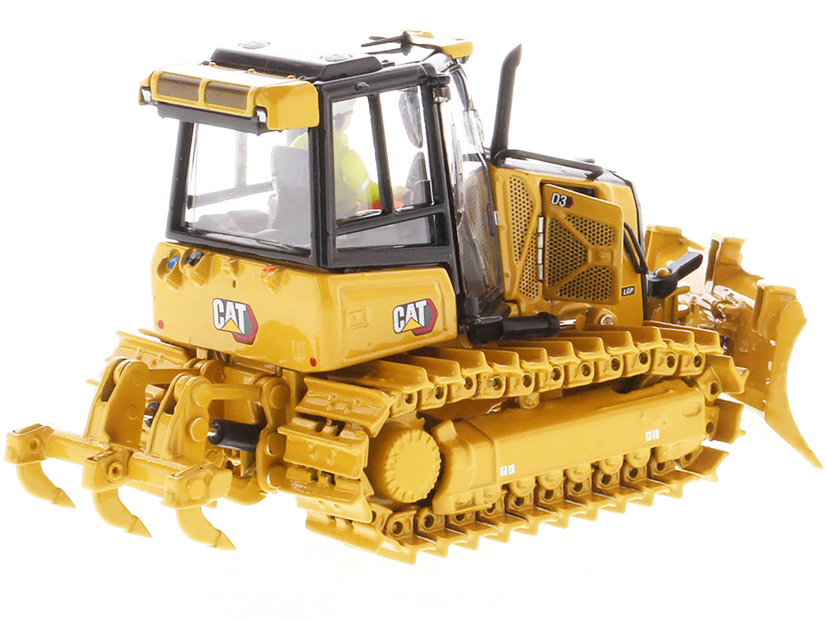 CAT Caterpillar D3 Track Type Dozer with Operator "High Line" Series 1/50 Diecast Model by Diecast Masters-2