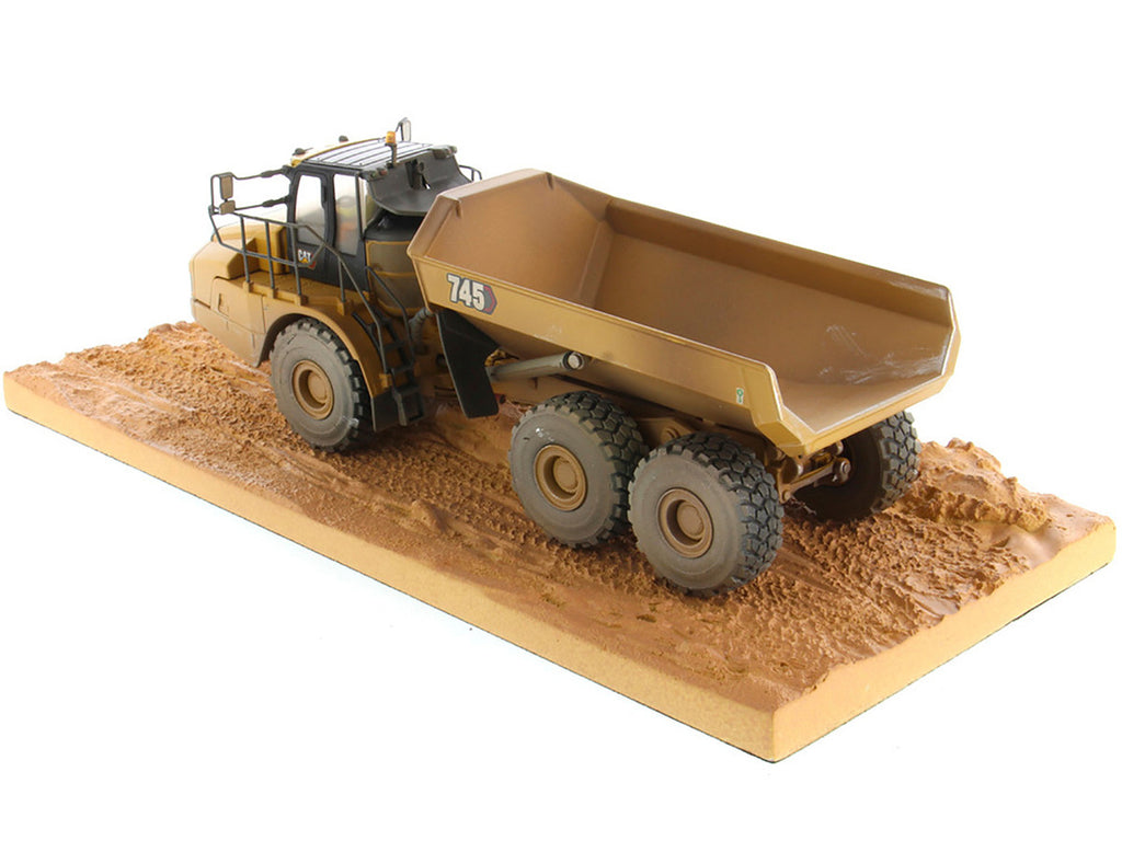 CAT Caterpillar 745 Articulated Truck with Operator (Dirty Version) "Weathered" Series 1/50 Diecast Model by Diecast Masters-2