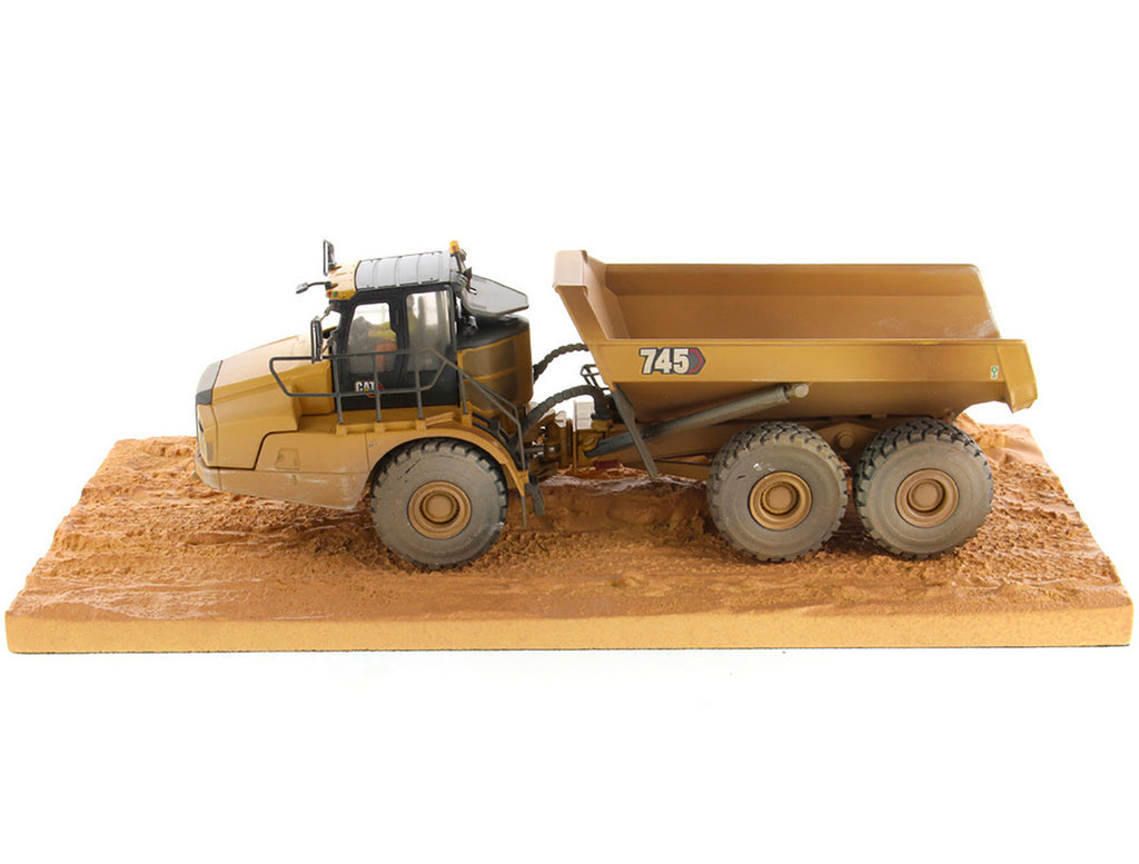CAT Caterpillar 745 Articulated Truck with Operator (Dirty Version) "Weathered" Series 1/50 Diecast Model by Diecast Masters-1