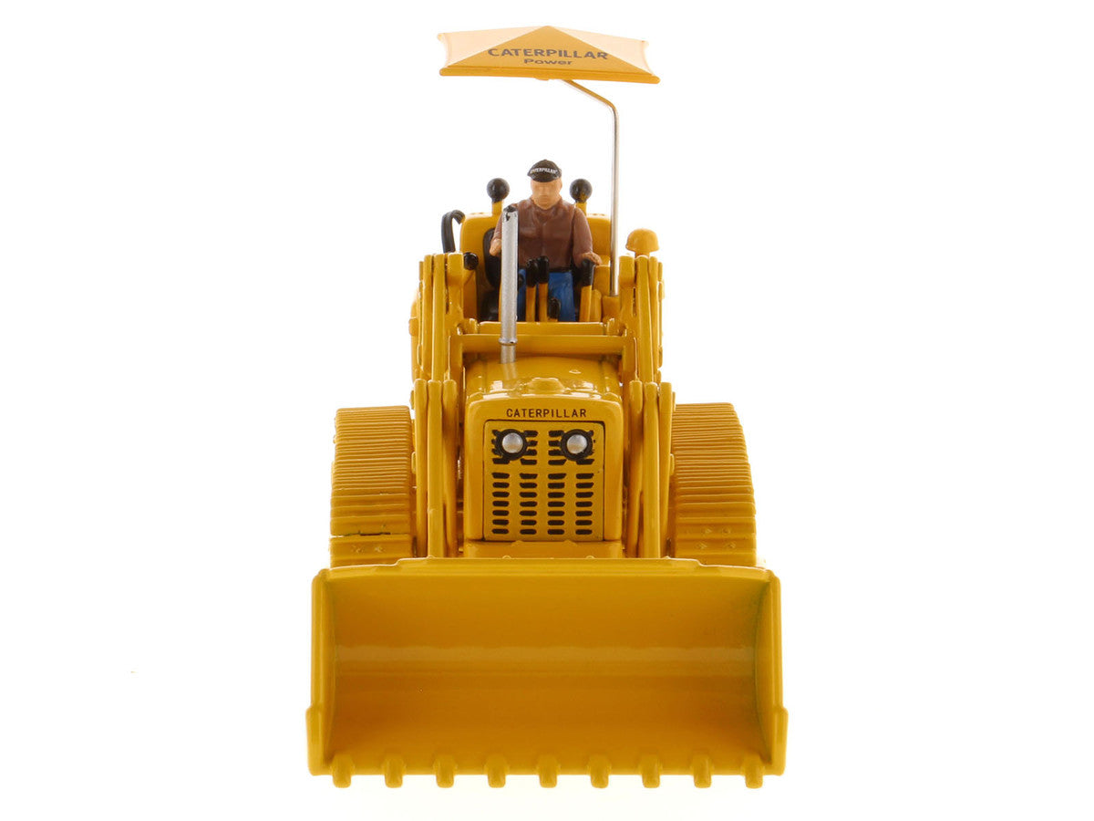 CAT Caterpillar 977D Traxcavator Yellow with Operator "Vintage Series" 1/50 Diecast Model by Diecast Masters-0