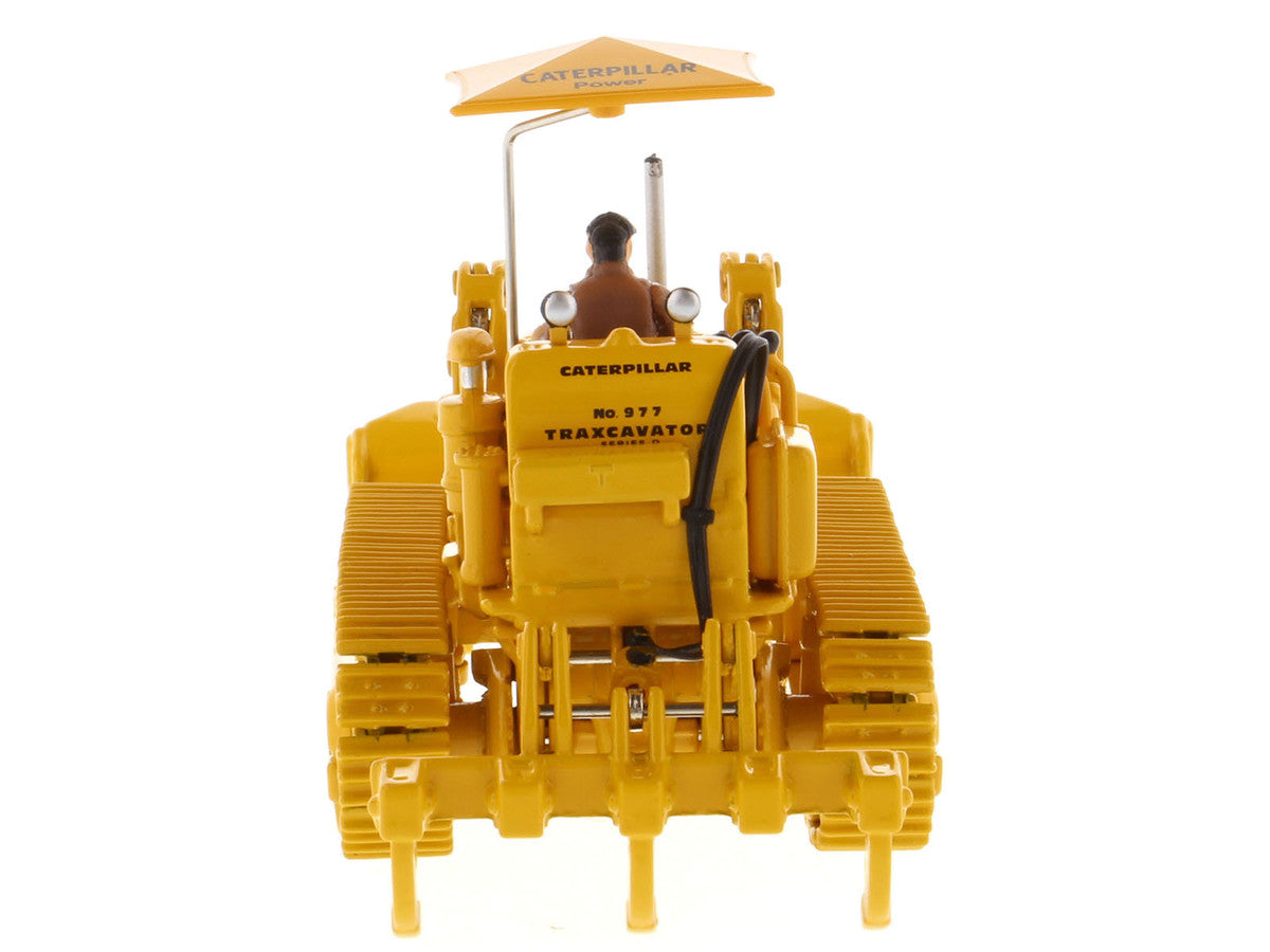 CAT Caterpillar 977D Traxcavator Yellow with Operator "Vintage Series" 1/50 Diecast Model by Diecast Masters-2