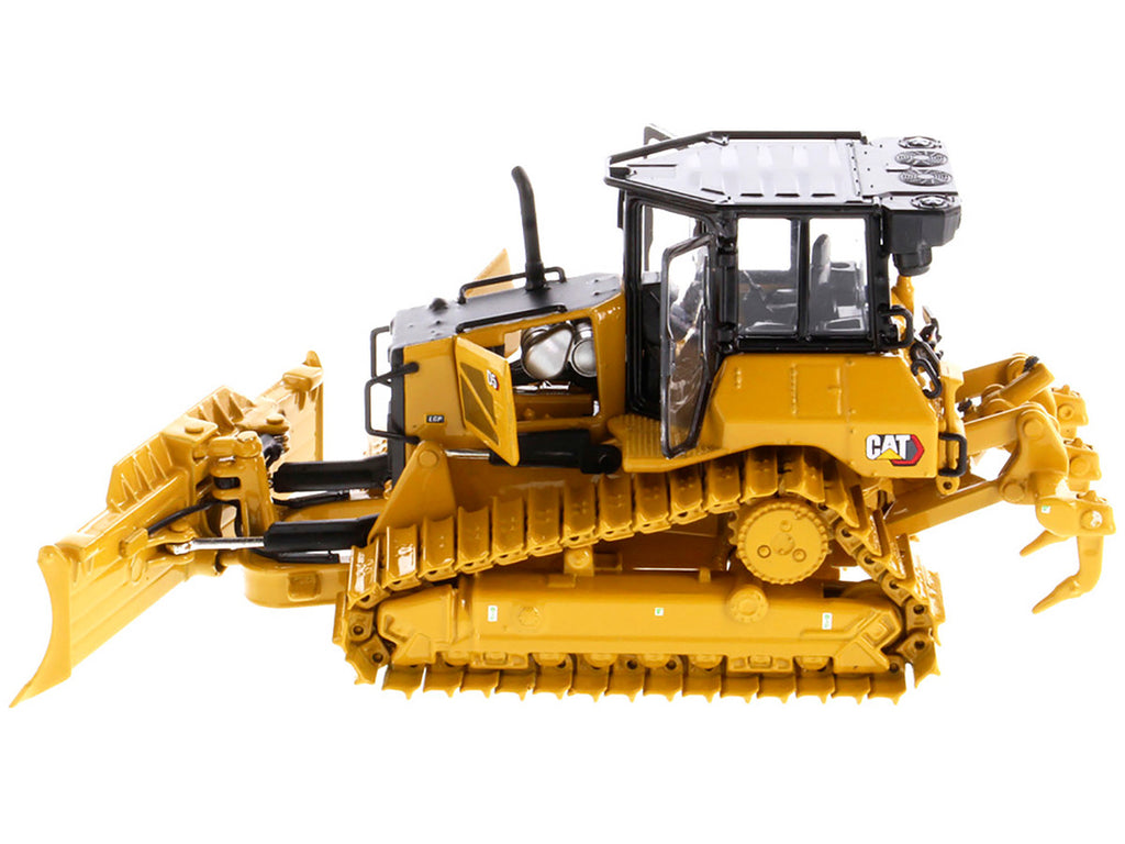 CAT Caterpillar D5 LGP VPAT Track Type Tractor Dozer Yellow with Operator "High Line" Series 1/50 Diecast Model by Diecast Masters-1