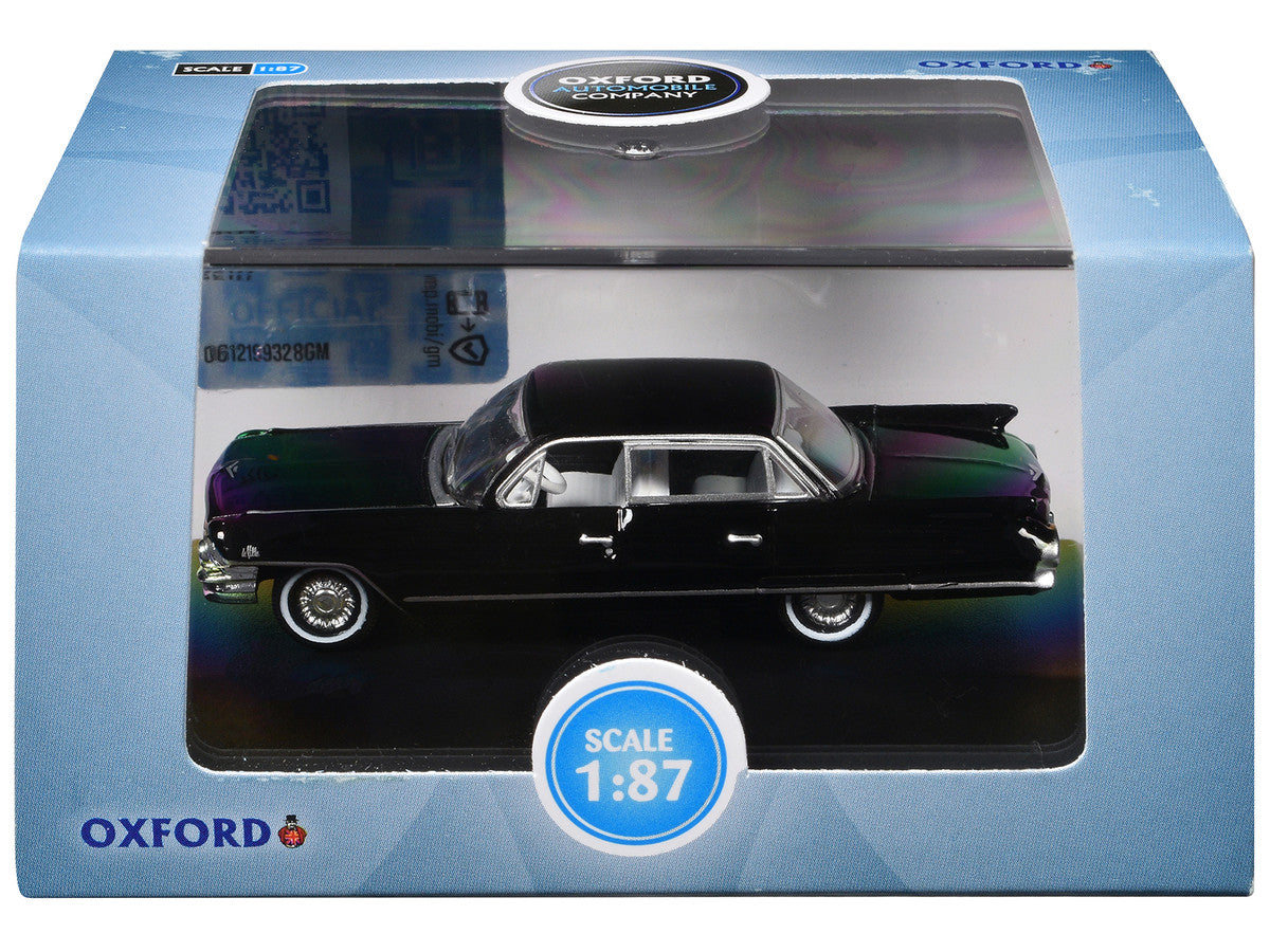 1961 Cadillac Sedan DeVille Ebony Black with White Interior 1/87 (HO) Scale Diecast Model Car by Oxford Diecast-2