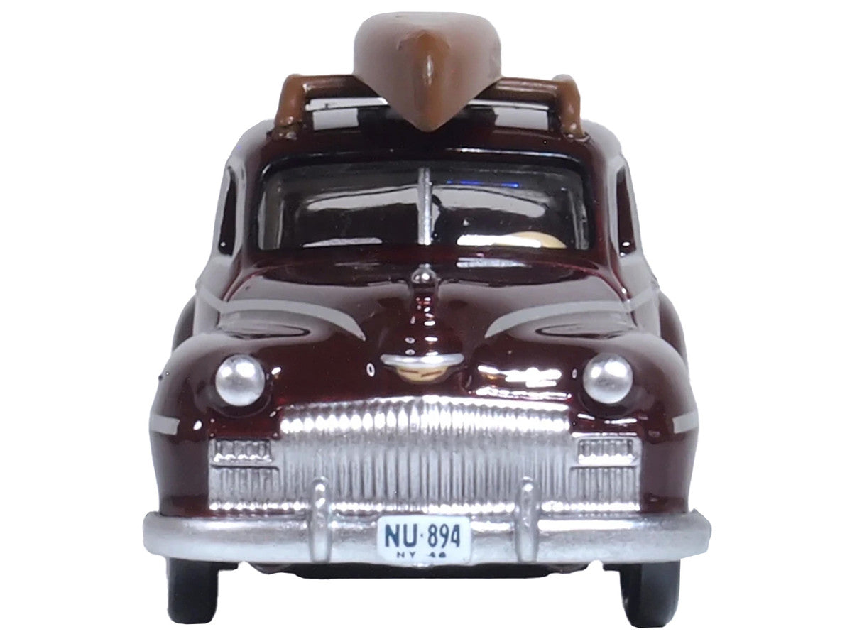 1946 DeSoto Suburban with Roof Rack and Canoe Royal Maroon 1/87 (HO) Scale Diecast Model Car by Oxford Diecast-3