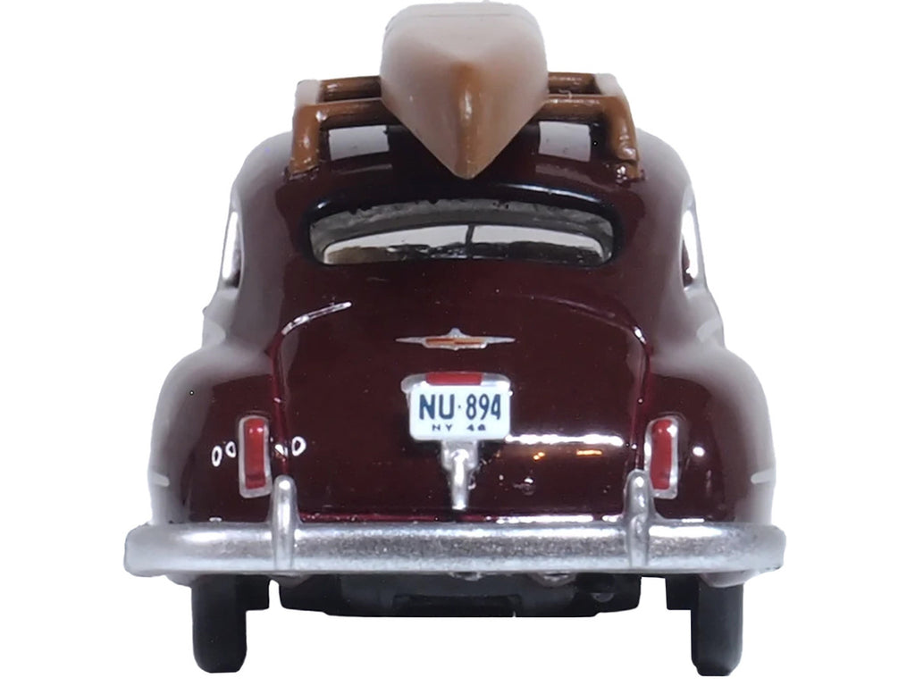 1946 DeSoto Suburban with Roof Rack and Canoe Royal Maroon 1/87 (HO) Scale Diecast Model Car by Oxford Diecast-2