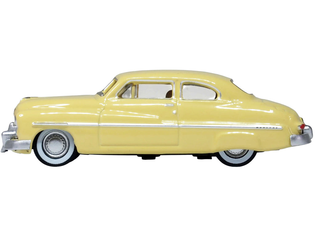 1949 Mercury 8 Coupe Calabash Yellow 1/87 (HO) Scale Diecast Model Car by Oxford Diecast-0