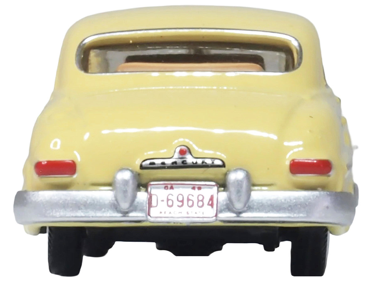 1949 Mercury 8 Coupe Calabash Yellow 1/87 (HO) Scale Diecast Model Car by Oxford Diecast-1