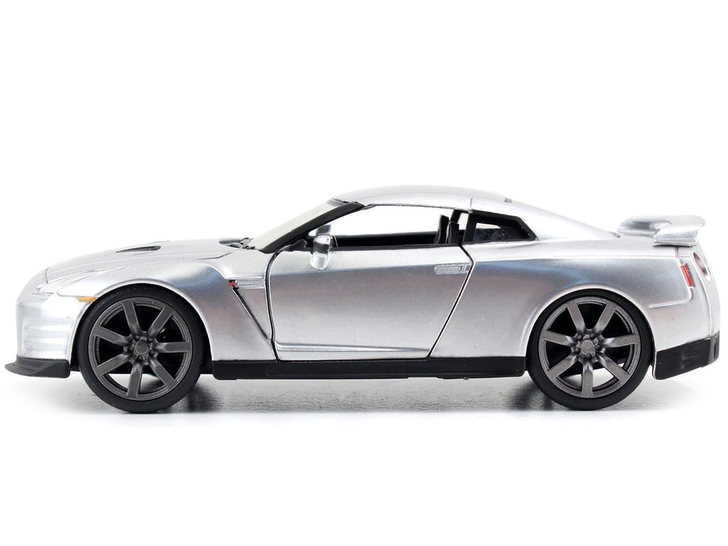 Brian's Nissan GT-R (R35) Silver Metallic "Fast & Furious" Movie 1/32 Diecast Model Car by Jada-1