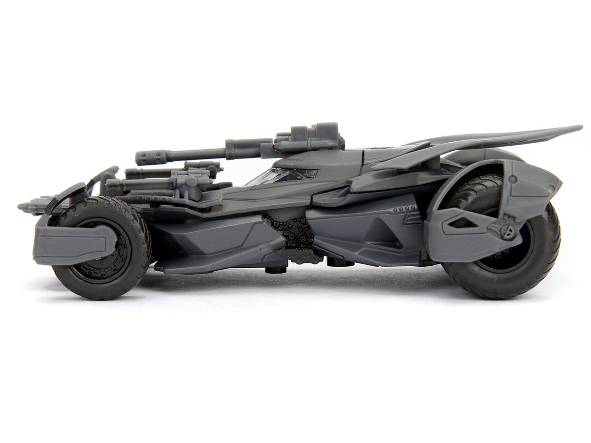 "Justice League" Movie Batmobile 1/32 Diecast Model Car by Jada-1