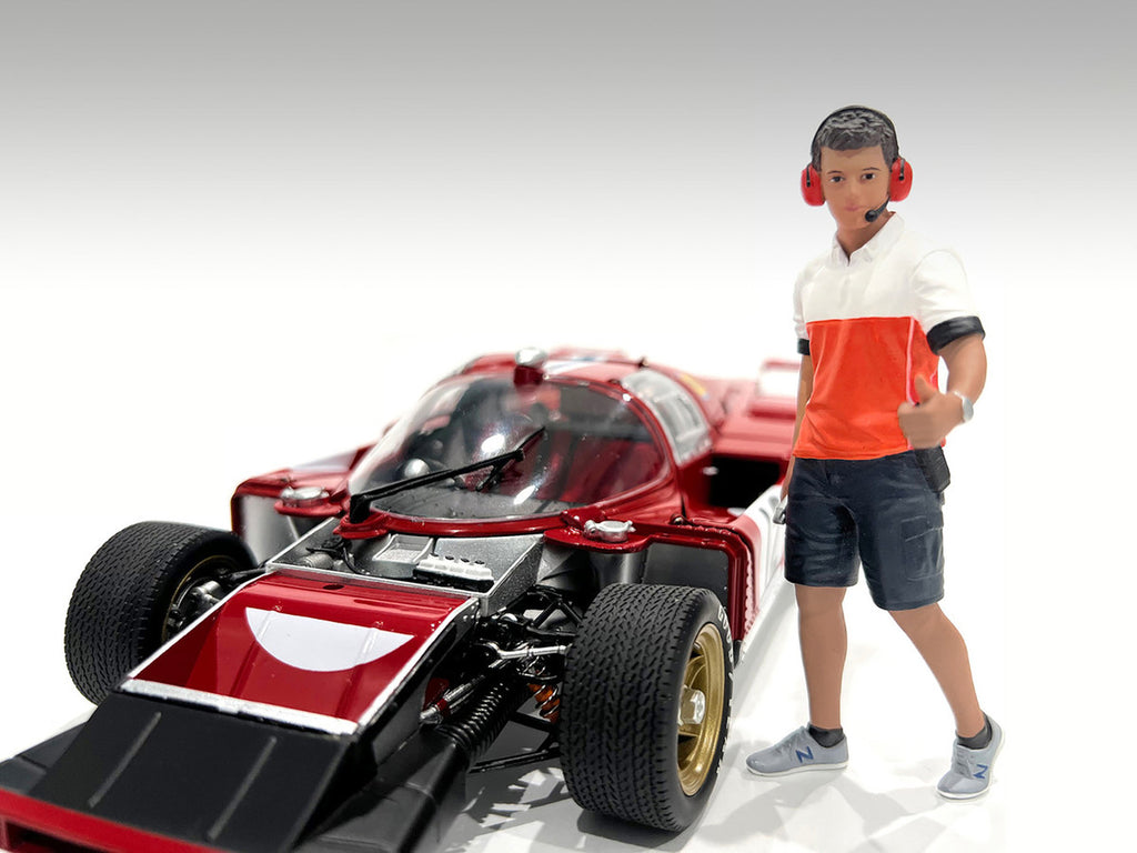 "Race Crew" Figure #2 for 1/18 scale models by American Diorama-2
