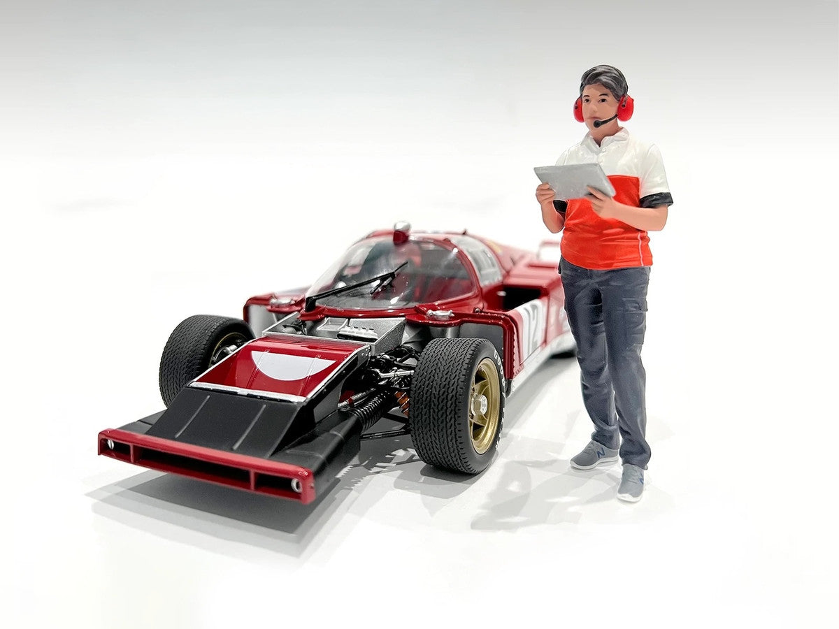 "Race Crew" Figure #3 for 1/18 scale models by American Diorama-1