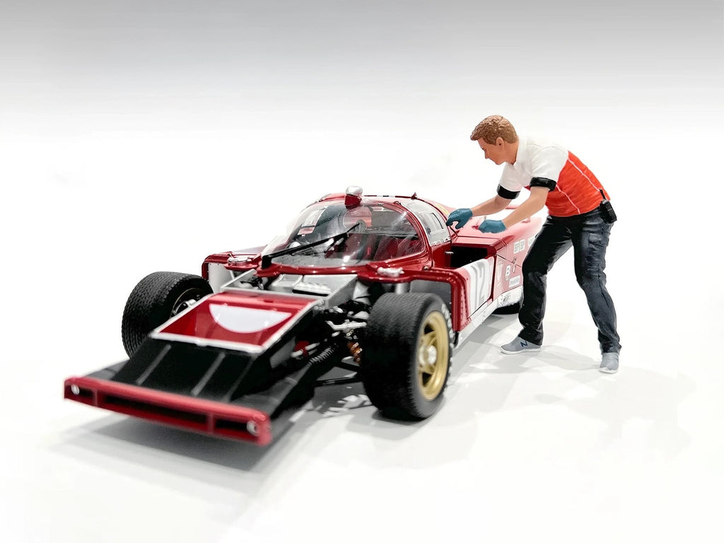 "Race Crew" Figure #6 for 1/18 scale models by American Diorama-2