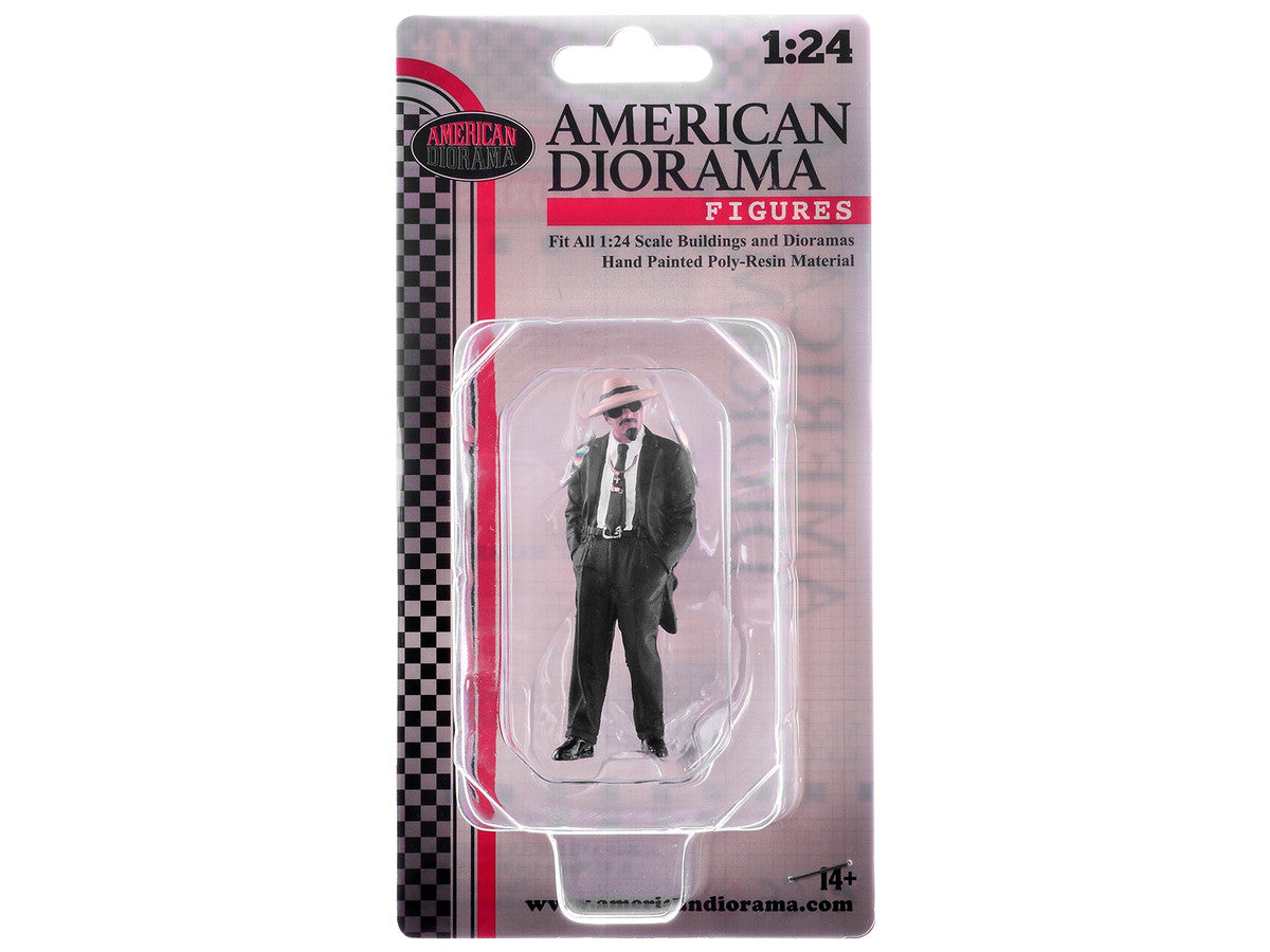 "Hanging Out 3" Figure #5 for 1/24 Scale Models by American Diorama-1