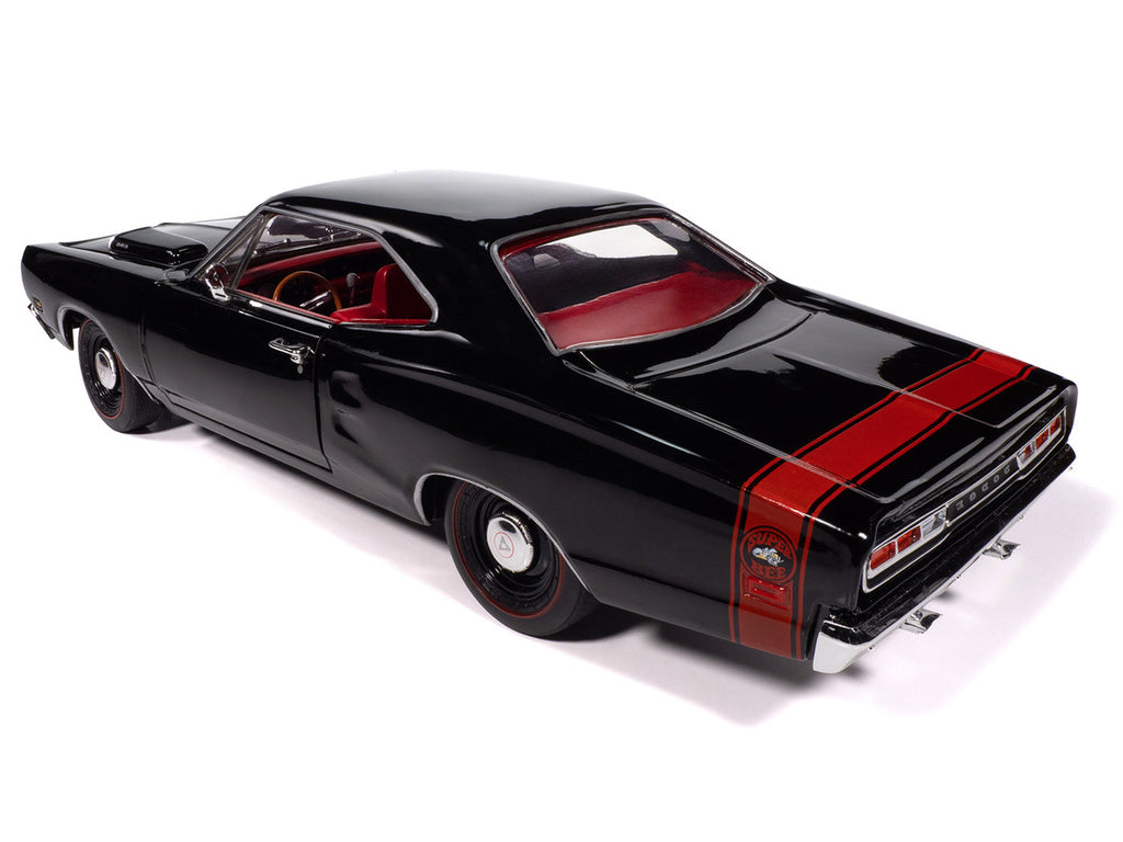 1969 Dodge Coronet Super Bee "Muscle Car & Corvette Nationals" (MCACN) Black with Red Interior "American Muscle" Series 1/18 Diecast Model Car by Auto World-4