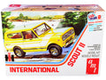 Skill 2 Model Kit IH International Harvester Scout II 1/25 Scale Model by AMT-0