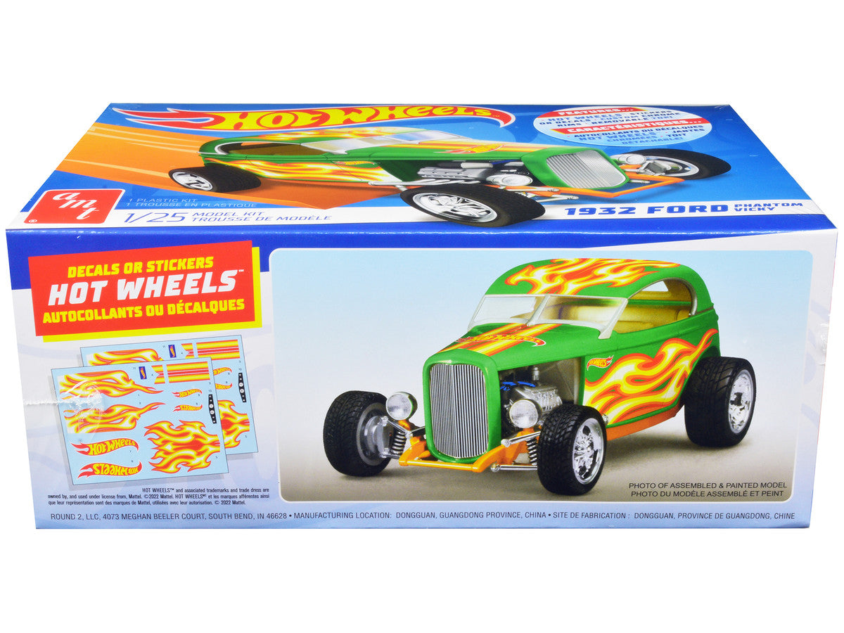 Skill 2 Model Kit 1932 Ford Phantom Vicky "Hot Wheels" 1/25 Scale Model by AMT-1