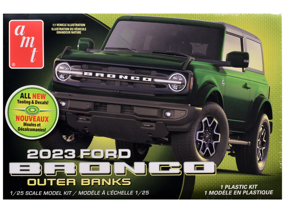 Skill 2 Model Kit 2023 Ford Bronco Outer Banks 1/25 Scale Model by AMT-0