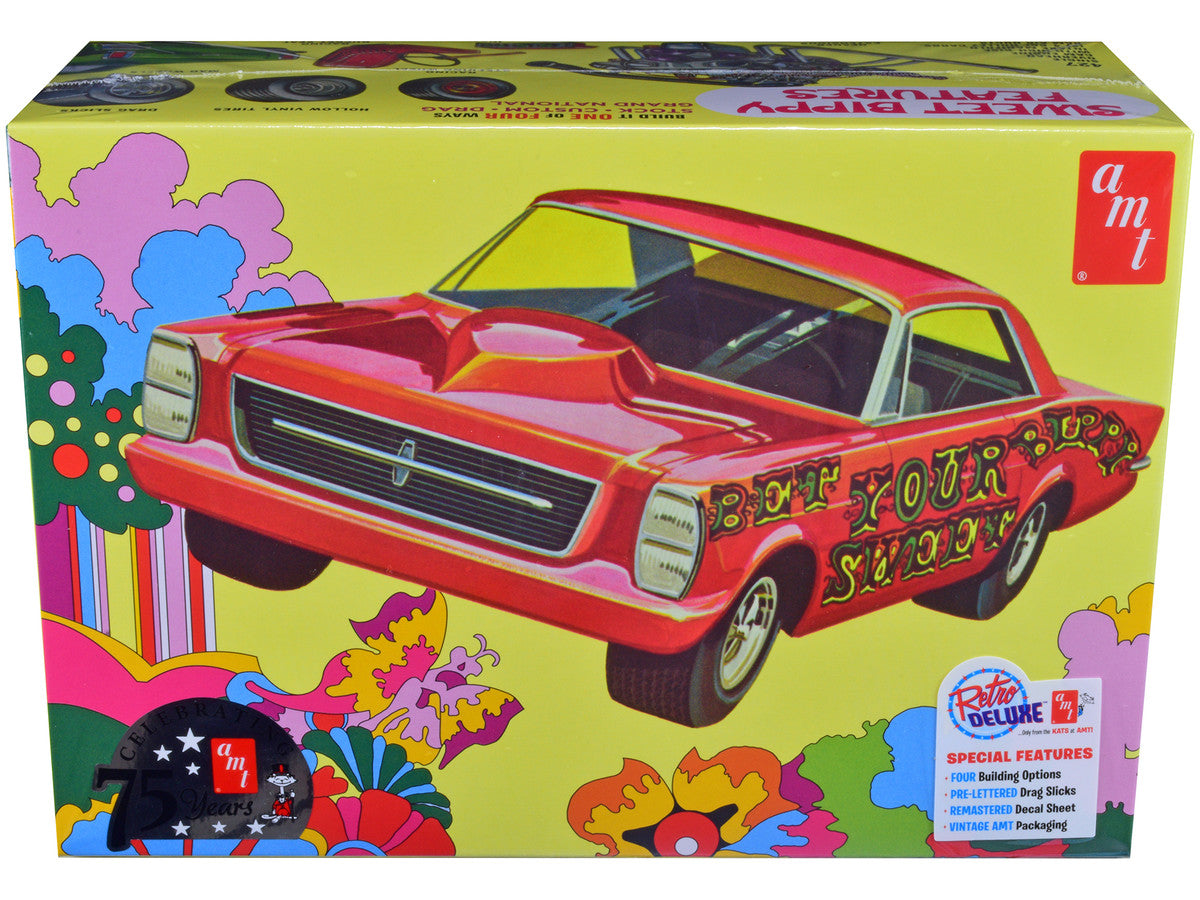 Skill 2 Model Kit 1966 Ford Galaxie 500 Hardtop "Sweet Bippy" 4-in-1 Kit 1/25 Scale Model by AMT-0