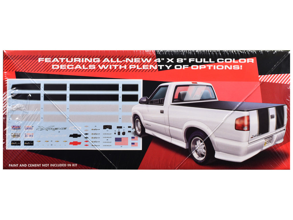 Skill 2 Model Kit 1999 Chevrolet S-10 Xtreme Pickup Truck 1/25 Scale Model by AMT-0