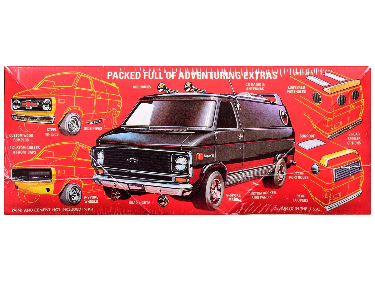 Skill 2 Model Kit 1977 Chevrolet Custom Van "Dungeons & Dragons" 1/25 Scale Model by AMT-1