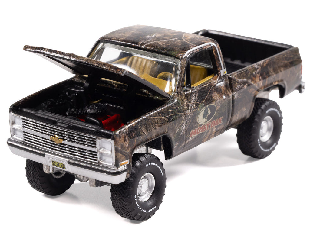 1983 Chevrolet Silverado Pickup Truck "Mossy Oak" Camouflage Livery "Big Country Collectibles" 2025 Series 1/64 Diecast Model Car by Auto World-2