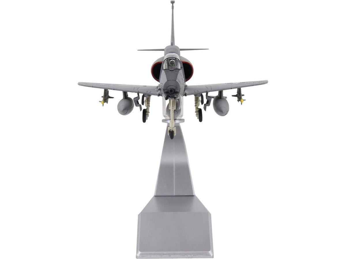 Douglas A-4D Skyhawk Aircraft "VMA-242 Bats NAS Key West 1962 Missile Crisis" United States Marine Corps 1/72 Diecast Model Airplane-2