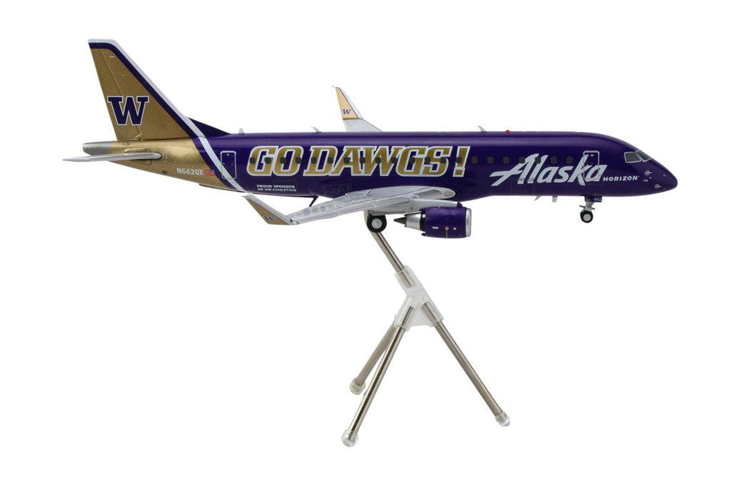 Embraer ERJ-175 Commercial Aircraft "Alaska Airlines/Horizon - University of Washington Huskies" (N662QX) Purple with Gold Tail "Gemini 200" Series 1/200 Diecast Model Airplane by GeminiJetsG2ASA1287-2