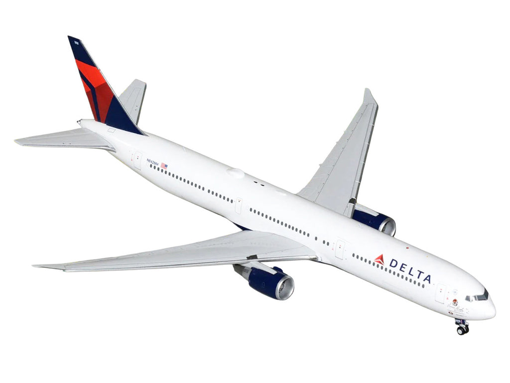 Boeing 767-400ER Commercial Aircraft "Delta Air Lines" (N482MH) White with Blue and Red Tail "Gemini 200" 1/200 Diecast Model Airplane by GeminiJets-1