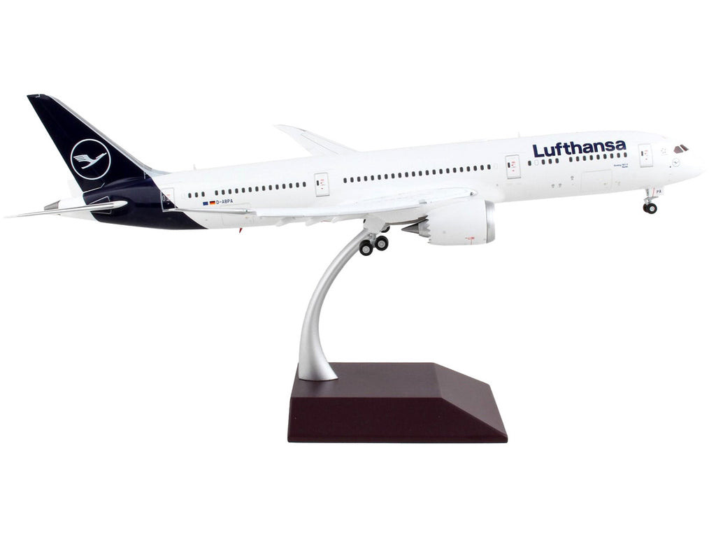 Boeing 787-9 Commercial Aircraft with Flaps Down "Lufthansa" White with Blue Tail "Gemini 200" Series 1/200 Diecast Model Airplane by GeminiJets-1