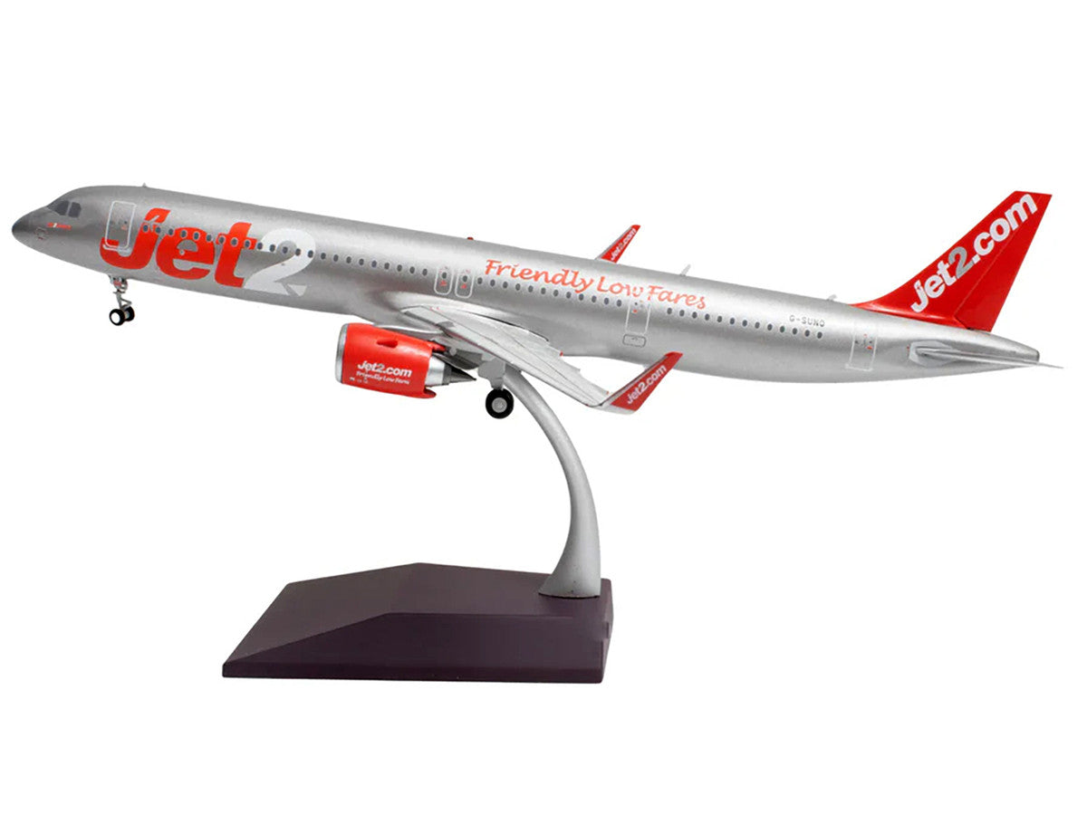 Airbus A321neo Commercial Aircraft "Jet2" (G-SUNO) Silver with Red Tail "Gemini 200" Series 1/200 Diecast Model Airplane by GeminiJets-0