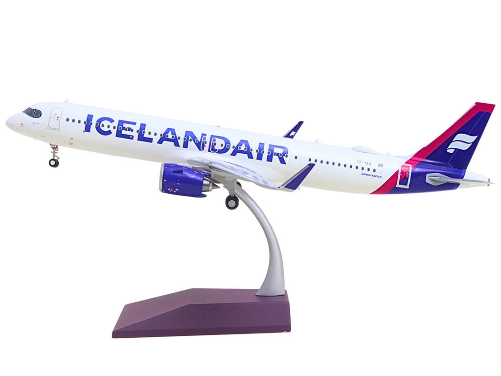 Airbus A321neo Commercial Aircraft "Icelandair" (TF-IAA) White with Blue and Pink Tail "Gemini 200" Series 1/200 Diecast Model by GeminiJets-1