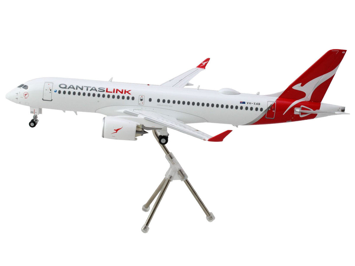 Airbus A220-300 Commercial Aircraft "QantasLink - Qantas Airways" (VH-4XB) White with Red Tail "Gemini 200" Series 1/200 Diecast Model Airplane by GeminiJets-1