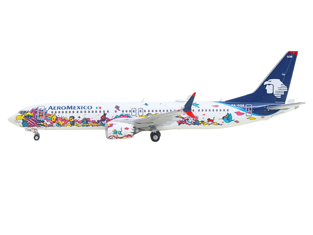 Boeing 737 MAX 9 Commercial Aircraft "Aeromexico - Kukulcan" (XA-GQS) White with Graphics and Blue Tail 1/400 Diecast Model by GeminiJets-1