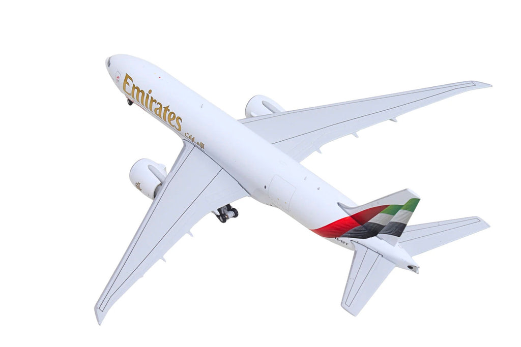 Boeing 777F Commercial Aircraft "Emirates SkyCargo" (A6-EFV) White with Striped Tail 1/400 Diecast Model by GeminiJets-2