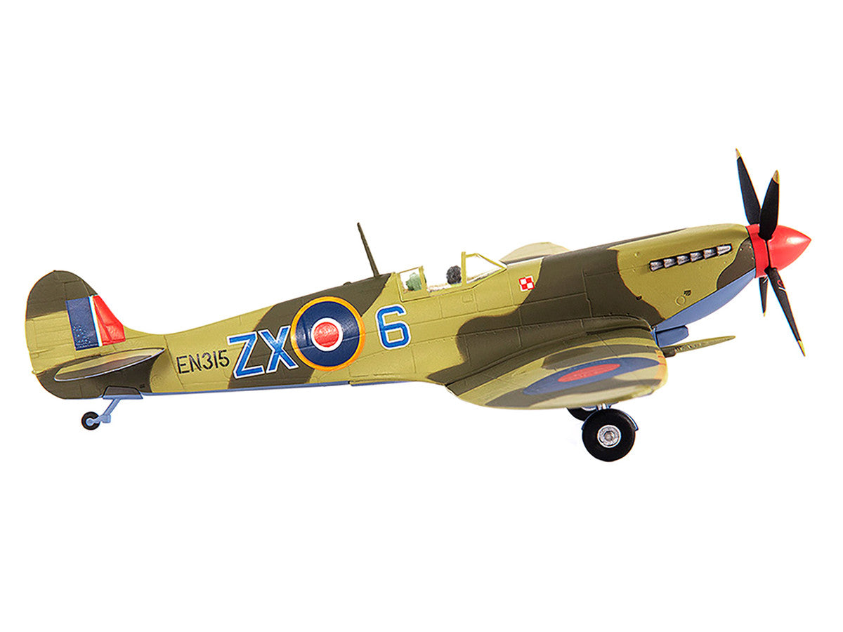 Supermarine Spitfire MK IXC 1/72 Diecast WWII Fighter Model RAF Polish Team-1