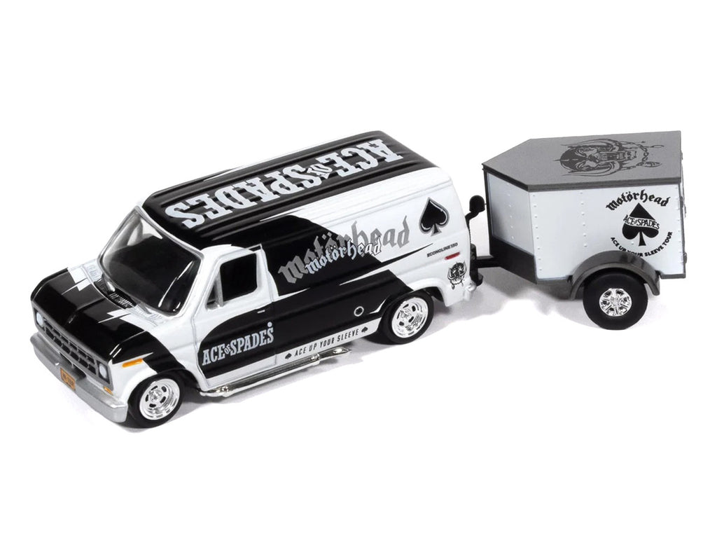 "Tow & Go" 2026 Release 2 Set of 3 pieces 1/64 Diecast Model Cars by Johnny Lightning-4