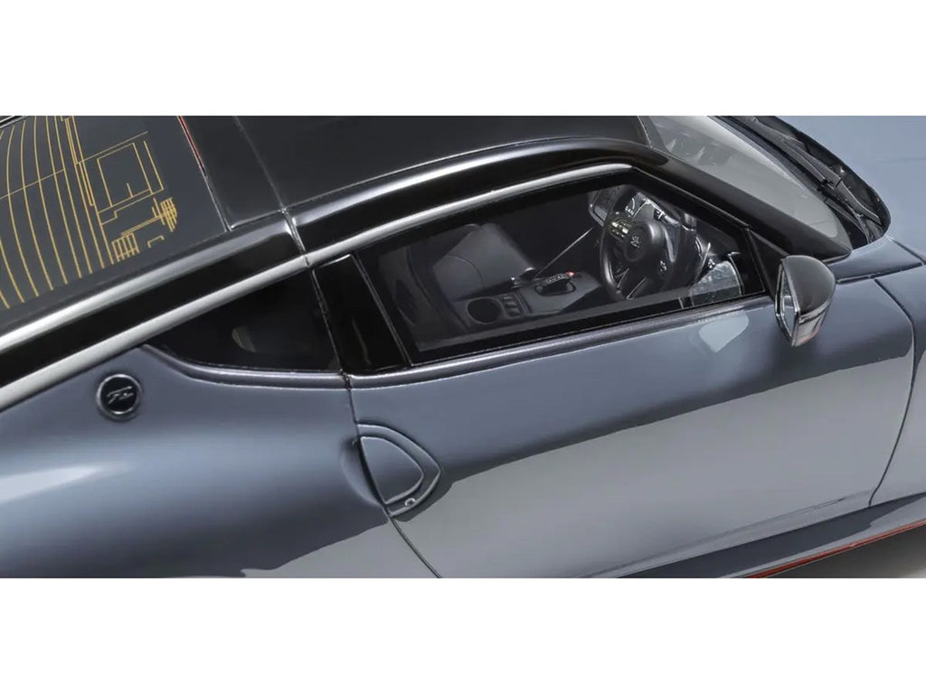 Kyosho 1/18 Nissan Fairlady Z NISMO RHD Gray Black Top Model Car-2