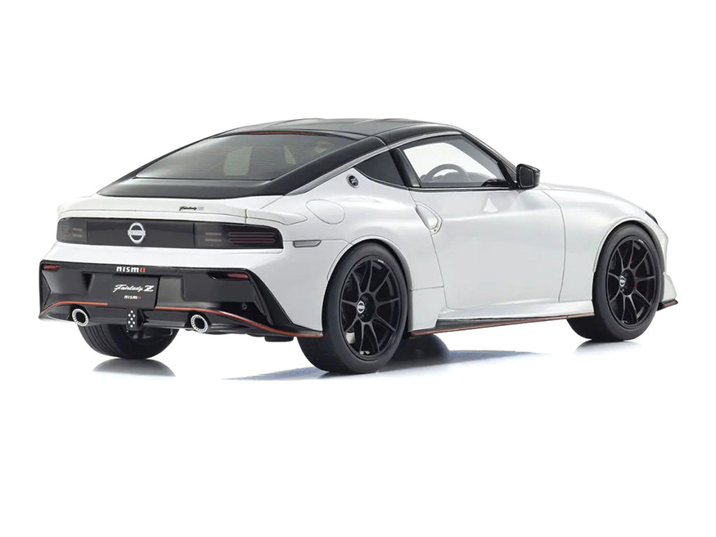 Kyosho 1/18 Nissan Fairlady Z NISMO RHD Model Car White Black Top-0